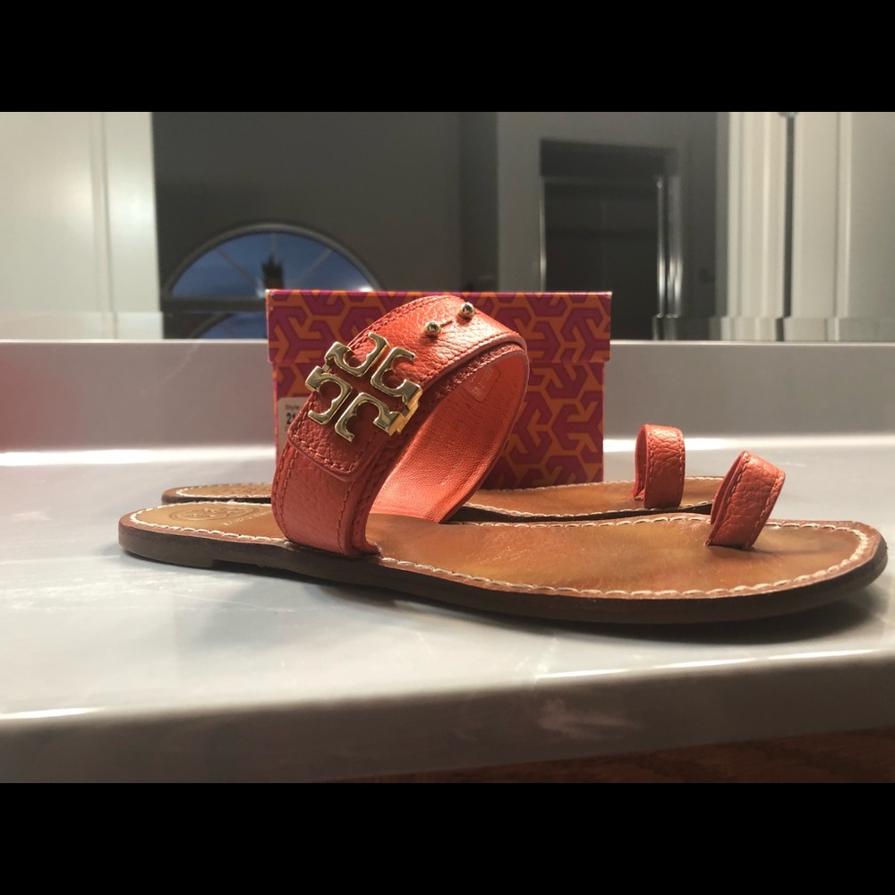 Tory Burch Elian Flat Sandal - Fire Orange Size 8
